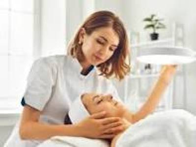 Beauty Therapist