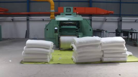 Automatic Surgical Cotton Roll Making Machine
