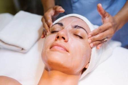 Face-Massage-and-Facial-Kerala