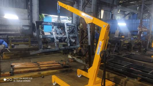 Floor Crane