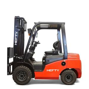FORKLIFT