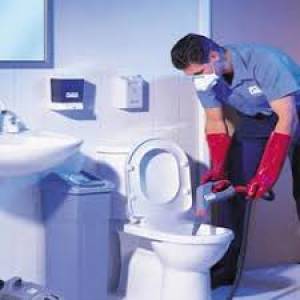 Bathroom Deep Cleaning