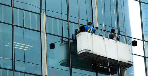 FACADE CLEANING