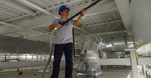 INDUSTRIAL SHED CLEANING