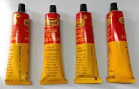 RUBBER SOLUTION