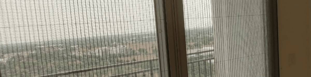 Pleated Mosquito Net Door