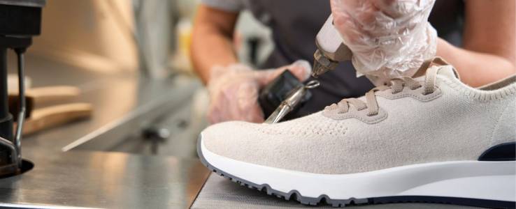 Shoe Dry Cleaning