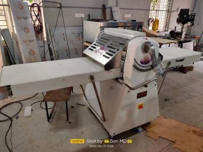 Dough Sheeter &puffs Sheeter
