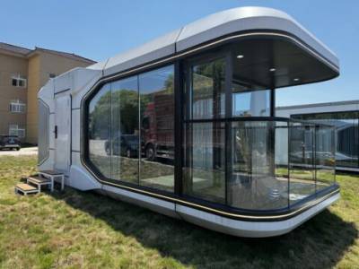 Capsule House
