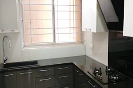 L-shaped Kitchen Furniture in Mangalore L-Shaped Kitchen Furniture