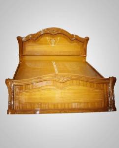 Woden bed