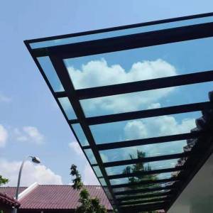 POLYCARBONATE COMPACT SHEET