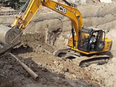 Excavator (Bobcat)