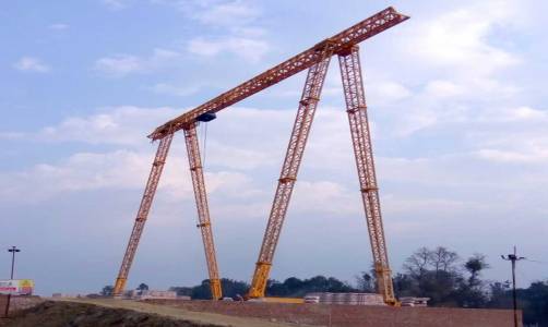Single-girder gantry crane