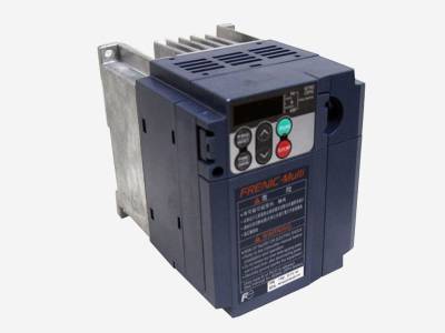 VARIABLE SPEED INTEGRATED CONTROLLER FOR ESCALATORS