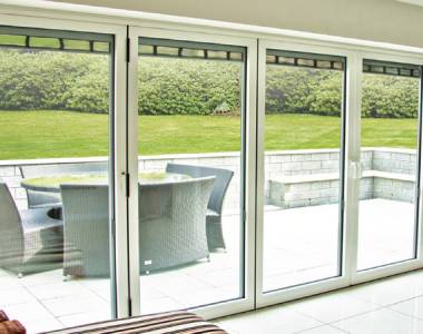 Outdoor Window Glass