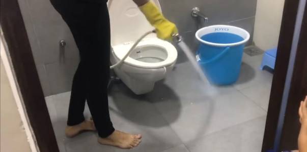 Washroom Cleaning