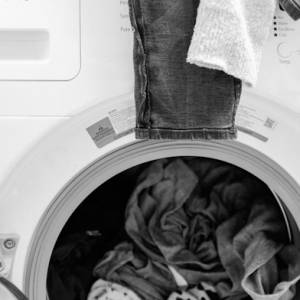 EFFICIENT LAUNDRY SERVICE