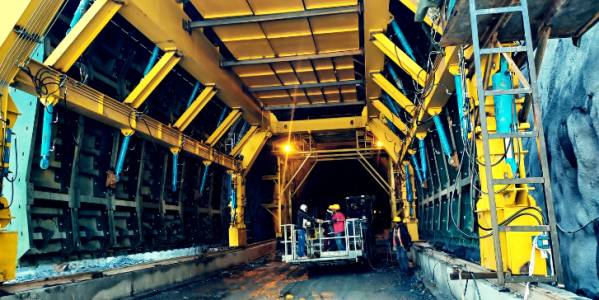Tunnel Gantry Hydraulic System